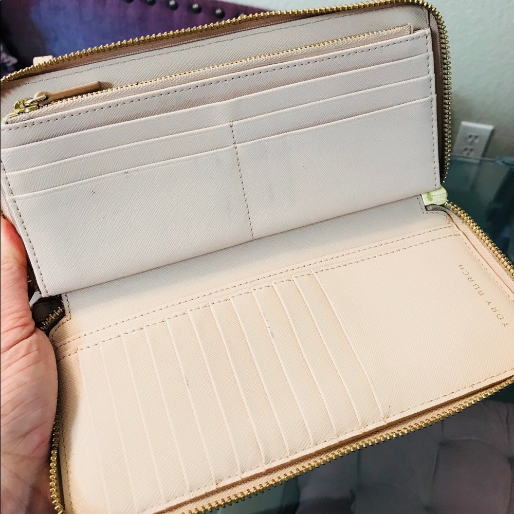 Tory Burch Handbag and Wallet - Picture 7 of 8